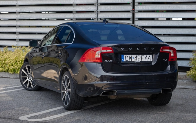 Volvo S60 cena 67500 przebieg: 102700, rok produkcji 2014 z Wrocław małe 436